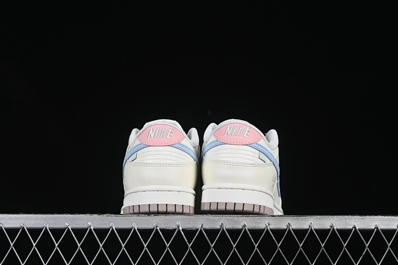 All categories Nk SB Dunk Series Nk SB Dunk Low High-end customized low-top sneakers Nike SB Dunk Low Cupid Heart Anniversary high-end customized low-top casual sneakers YW0212-012